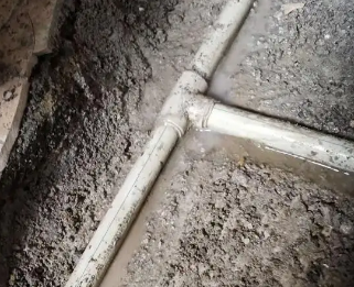 巴林左漏水维修电话